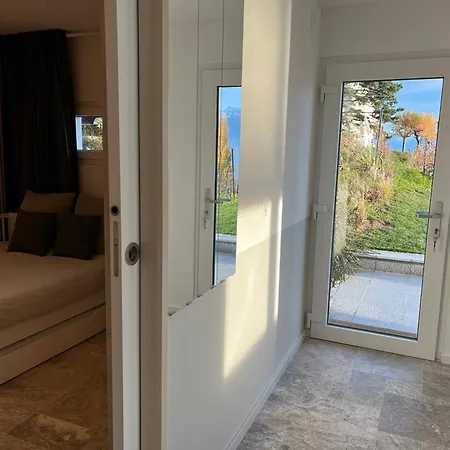 Renovated With Panoramic View *