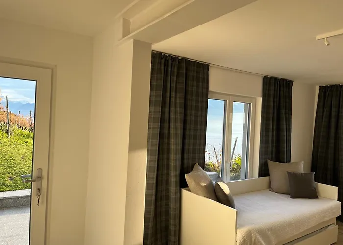 Renovated With Panoramic View Appartamento