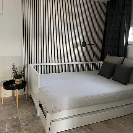 Renovated With Panoramic View 아파트