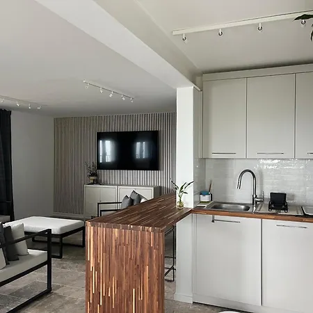 Renovated With Panoramic View