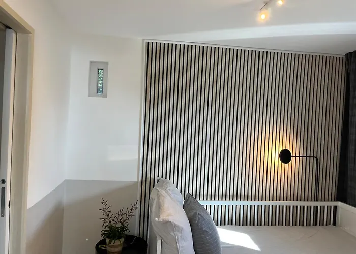 Renovated With Panoramic View Апартаменты *