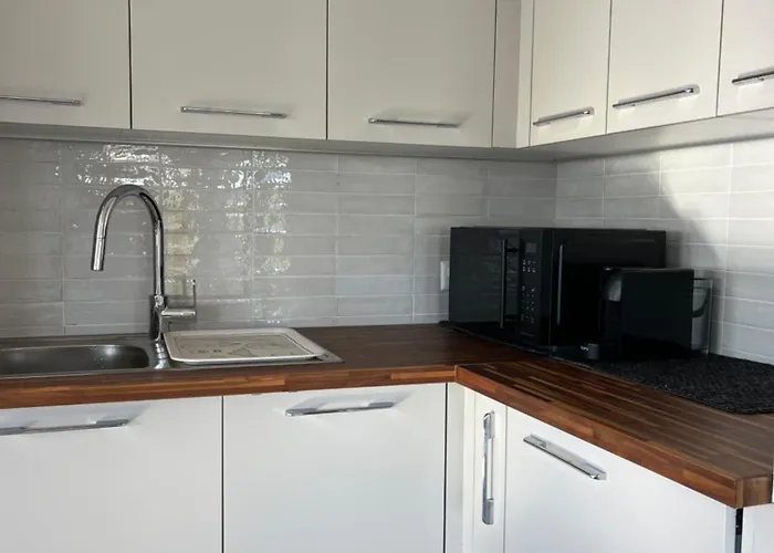 Апартаменты Renovated With Panoramic View *